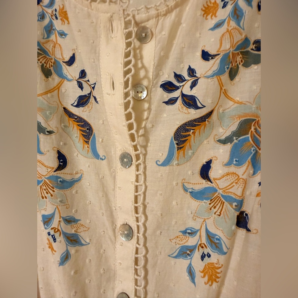FARM Rio Mystic Blue Lotus Dreamscape Blouse in Off-White size Medium - Picture 8 of 10